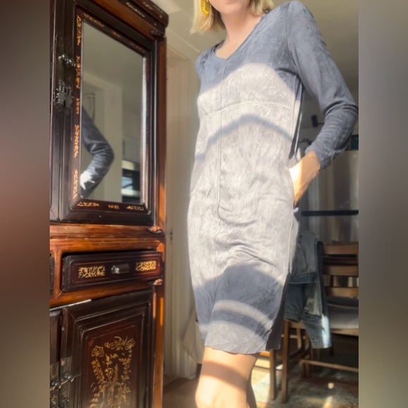 Joh Lavender Suede Long Sleeved Dress with pockets - Picture 3 of 6